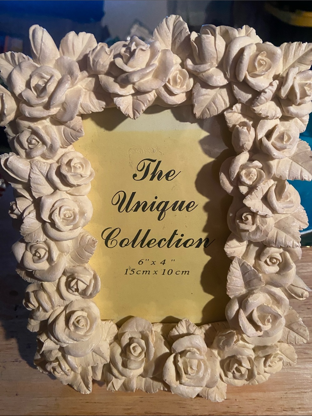 Vintage Iced Roses Design Easel Back Wedding 4x6 Picture Photo Cream Off White